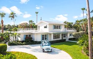 Palm Beach Poolside Haven - Riviera Beach, Florida