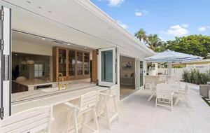 Palm Beach Poolside Haven - Riviera Beach, Florida