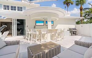 Palm Beach Poolside Haven - Riviera Beach, Florida