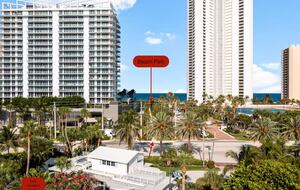 Palm Beach Poolside Haven - Riviera Beach, Florida