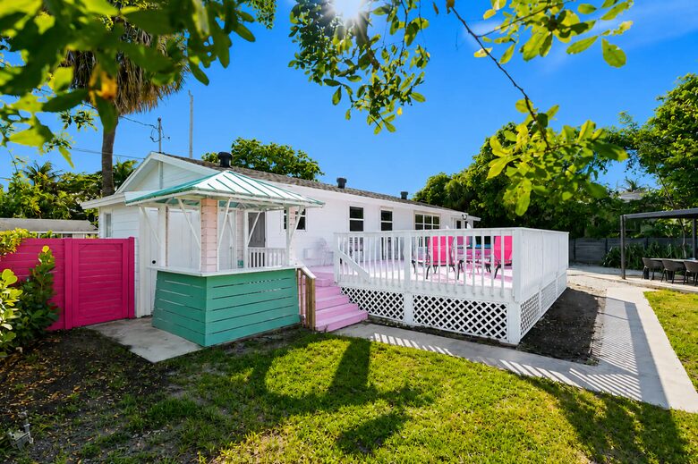 West Palm Beach Retreat with Private Pool - West Palm Beach, Florida