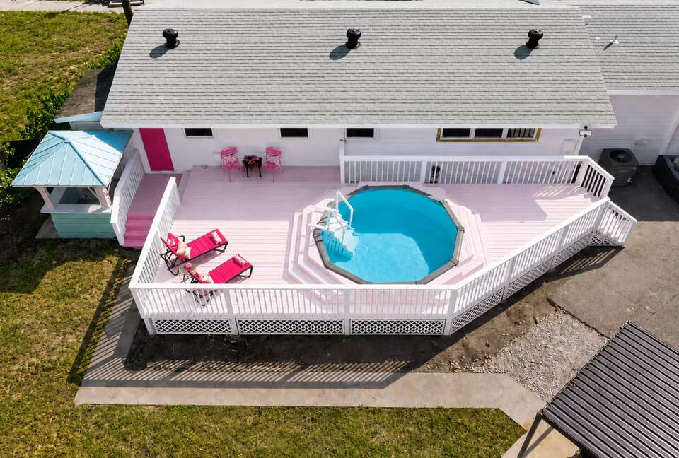 West Palm Beach Retreat with Private Pool - West Palm Beach, Florida