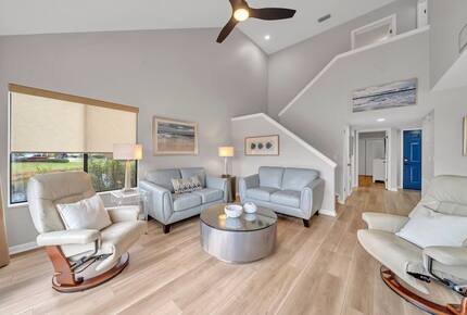 Bayfront Sandestin Villa with Golf Cart - Miramar Beach, Florida