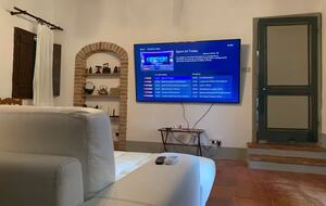 Roman Hill Farmhouse - Monte San Savino, Italy