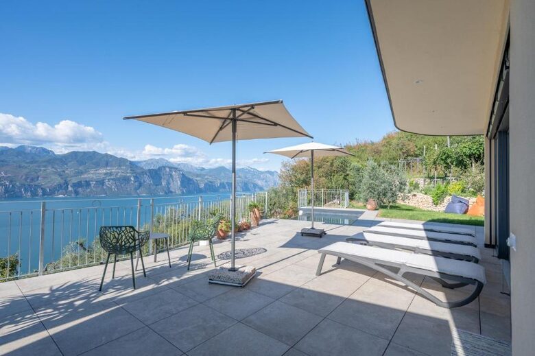 Lake Garda Terrace Villa - Brenzone sul Garda, Italy