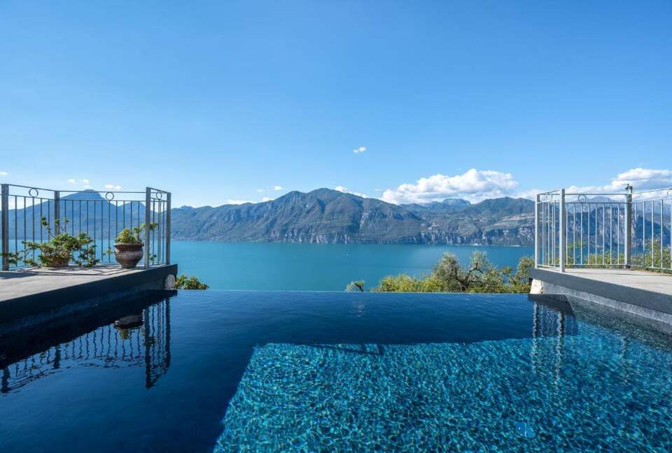 Lake Garda Terrace Villa - Brenzone sul Garda, Italy