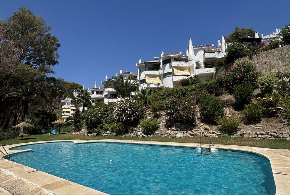 Peaceful Andalucían Duplex Apartment with Sea Views - Torremuelle, Benalmádena Costa, Spain