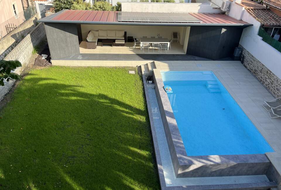 Garden and Pool Home by Salinas Beach - Castrillón, Spain