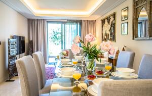 Elegant Escape on Cap d'Antibes - Antibes, France