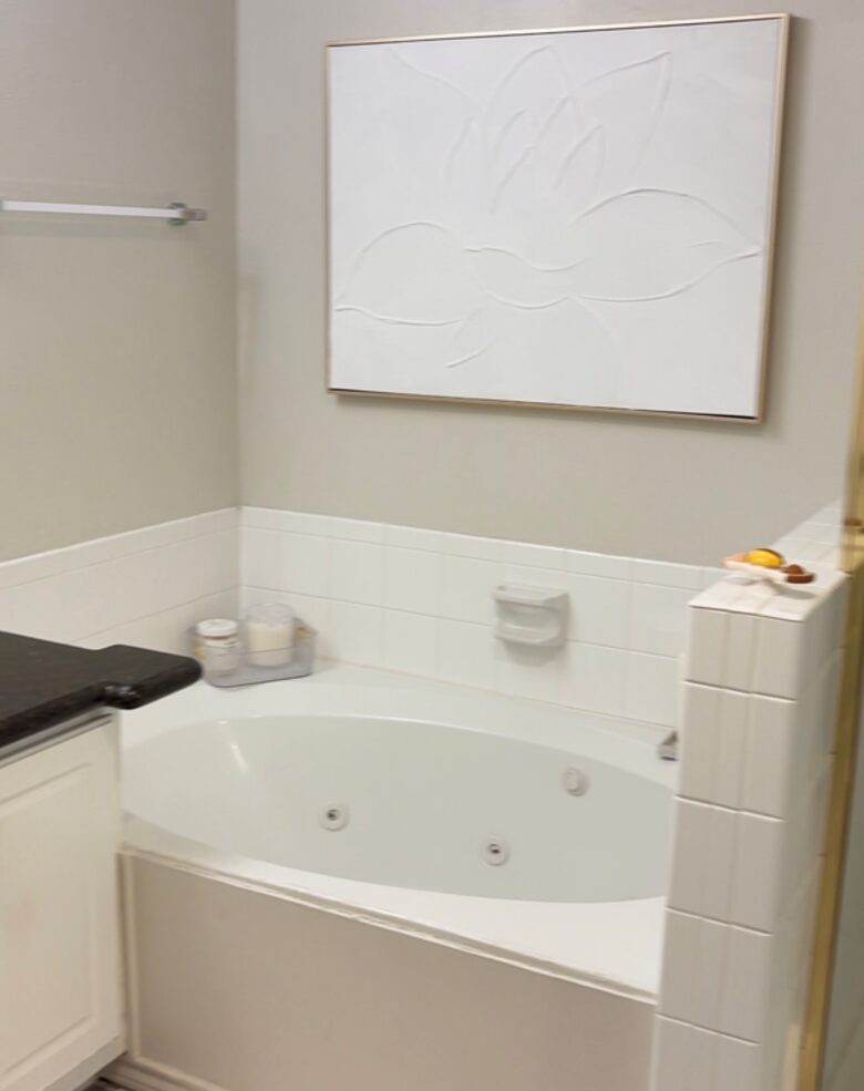 The Woodlands Retreat with Private Hot Tub - The Woodlands, Texas