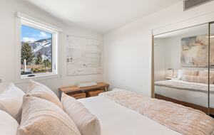 Aspen Mountain Condo with Pool & Downtown Access - Aspen, Colorado