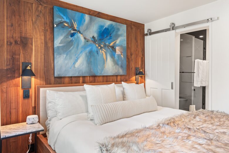 Aspen Mountain Condo with Pool & Downtown Access - Aspen, Colorado