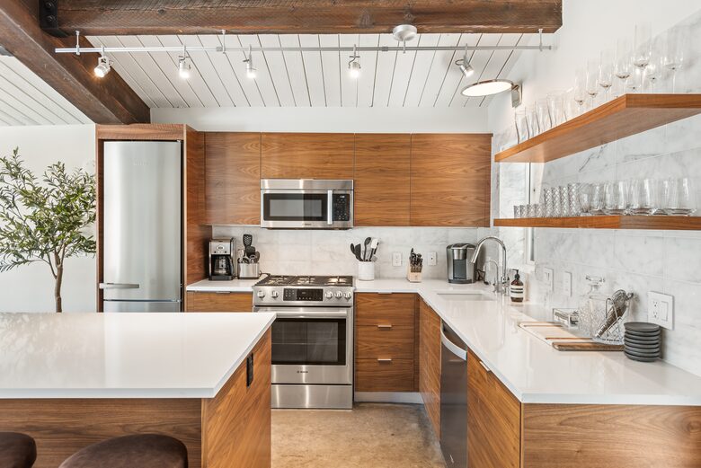 Aspen Mountain Condo with Pool & Downtown Access - Aspen, Colorado