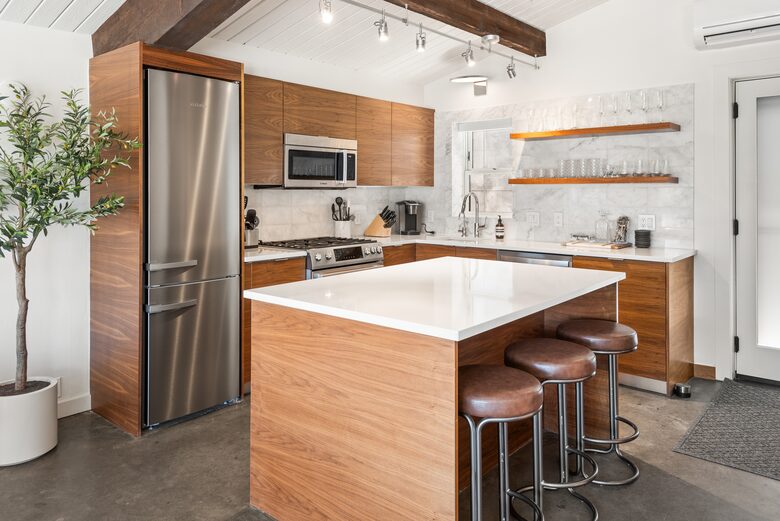 Aspen Mountain Condo with Pool & Downtown Access - Aspen, Colorado