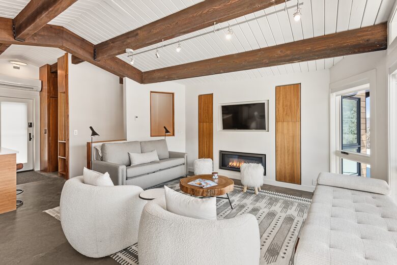Aspen Mountain Condo with Pool & Downtown Access - Aspen, Colorado