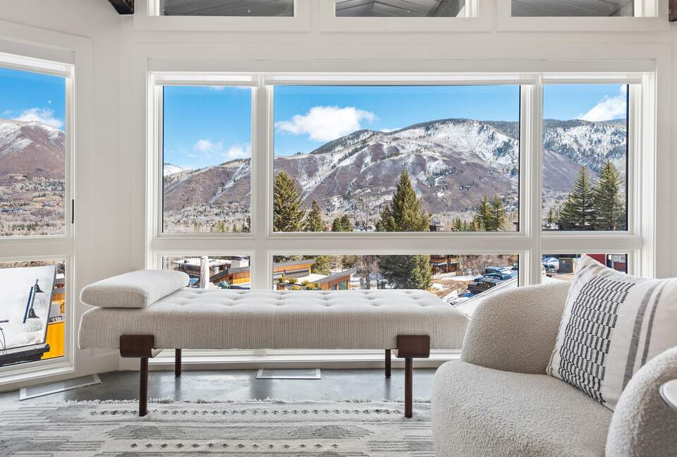 Aspen Mountain Condo with Pool & Downtown Access - Aspen, Colorado