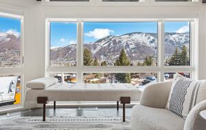 Aspen Mountain Condo with Pool & Downtown Access - Aspen, Colorado