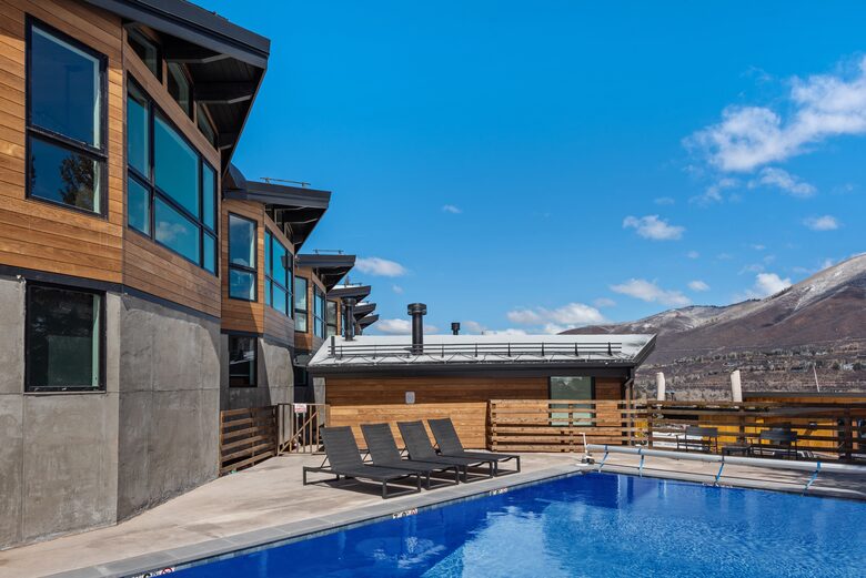 Aspen Mountain Condo with Pool & Downtown Access - Aspen, Colorado