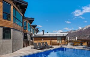 Aspen Mountain Condo with Pool & Downtown Access - Aspen, Colorado
