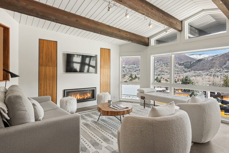 Aspen Mountain Condo with Pool & Downtown Access - Aspen, Colorado