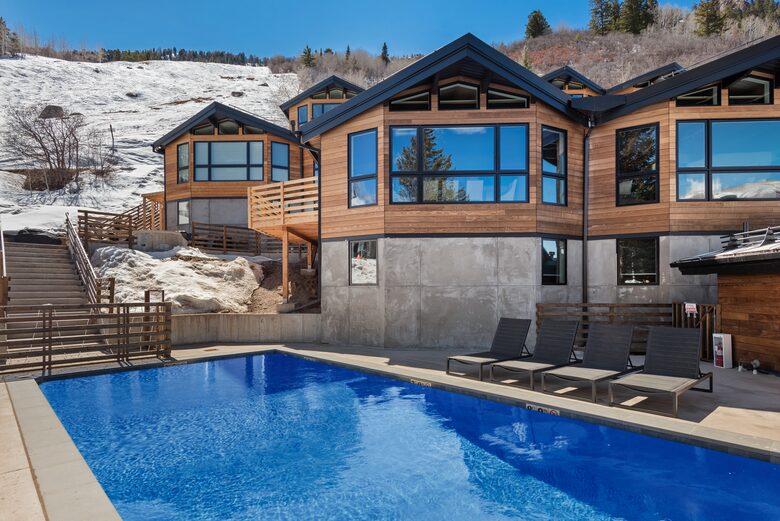 Aspen Mountain Condo with Pool & Downtown Access - Aspen, Colorado