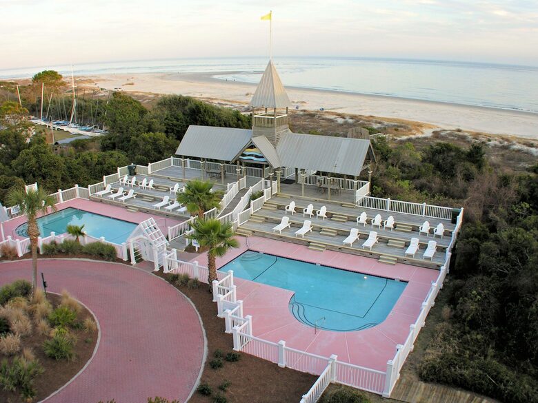 East Beach Cottage with Private Beach Access - Saint Simons Island, Georgia