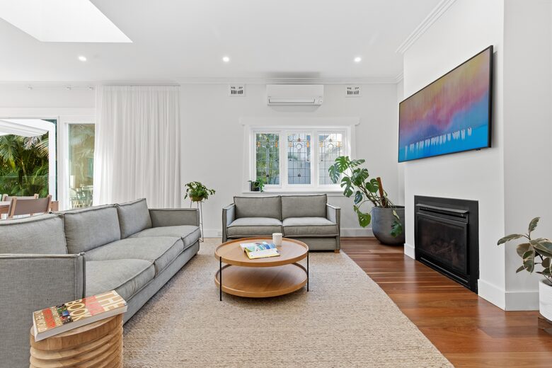 Private Sydney Northern Beaches Retreat with Pool & Sauna - Sydney, Australia