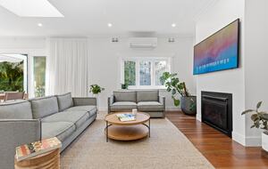 Private Sydney Northern Beaches Retreat with Pool & Sauna - Sydney, Australia