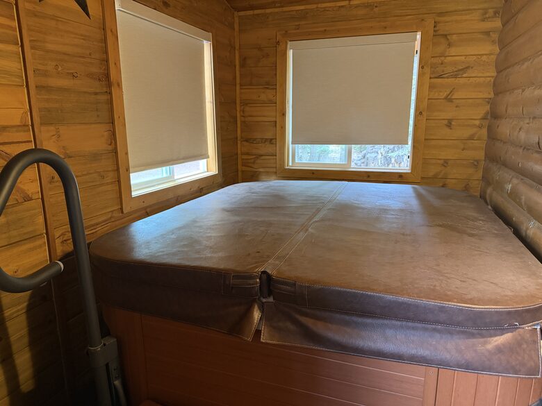 Duck Creek Mountain Cabin with Hot Tub & Casita - Duck Creek Village, Utah