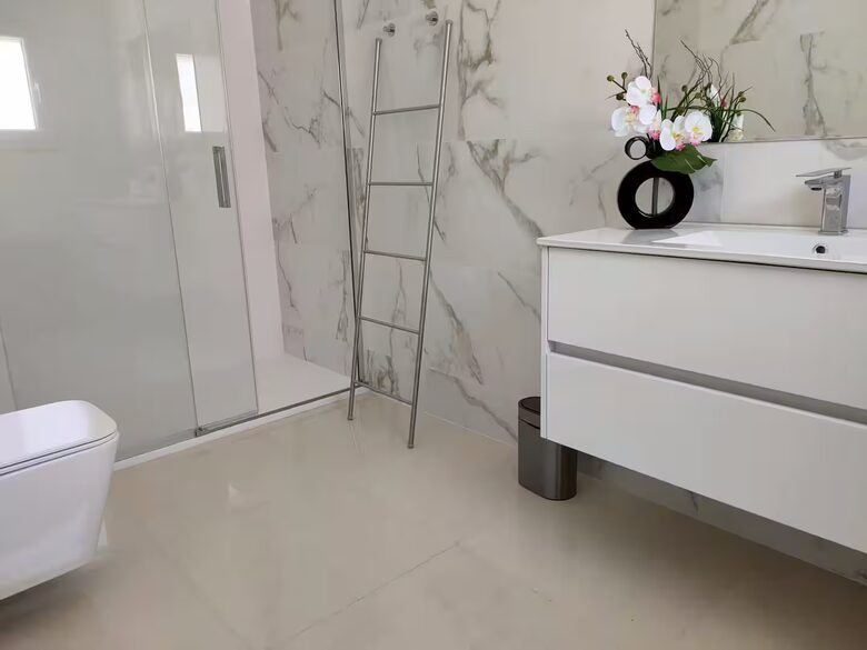 Sophisticated Azeitão Home with Heated Pool - Azeitão, São Simão, Portugal