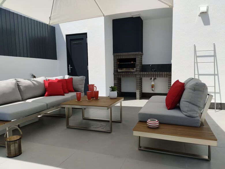 Sophisticated Azeitão Home with Heated Pool - Azeitão, São Simão, Portugal
