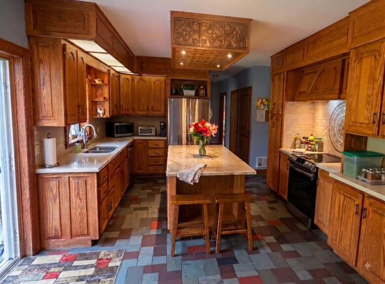 Private Lake Estate Near Holiday Valley - Ellicottville, New York
