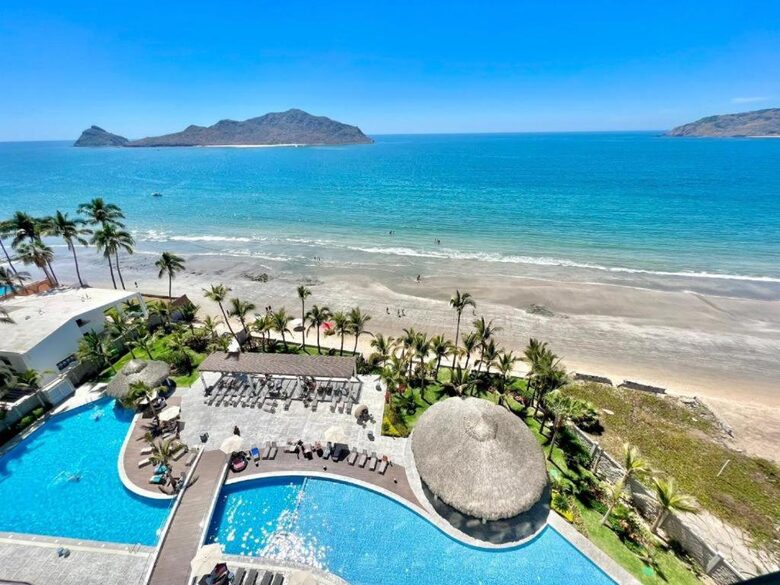 Mazatlán Beachfront Retreat with Pacific Views & Resort Amenities - Mazatlán, Mexico