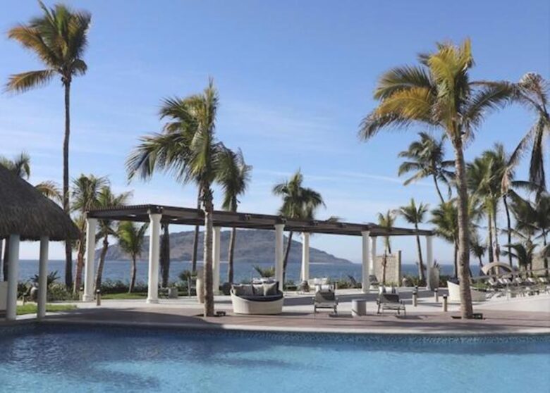 Mazatlán Beachfront Retreat with Pacific Views & Resort Amenities - Mazatlán, Mexico