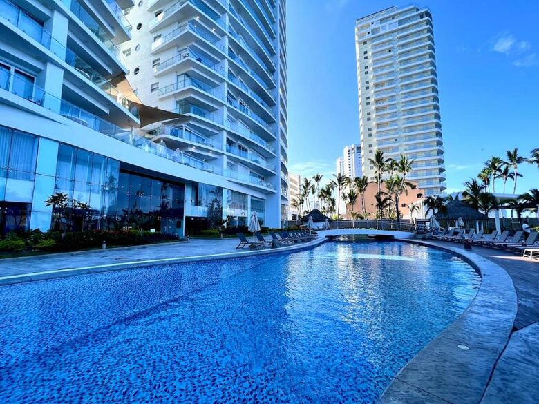 Mazatlán Beachfront Retreat with Pacific Views & Resort Amenities - Mazatlán, Mexico