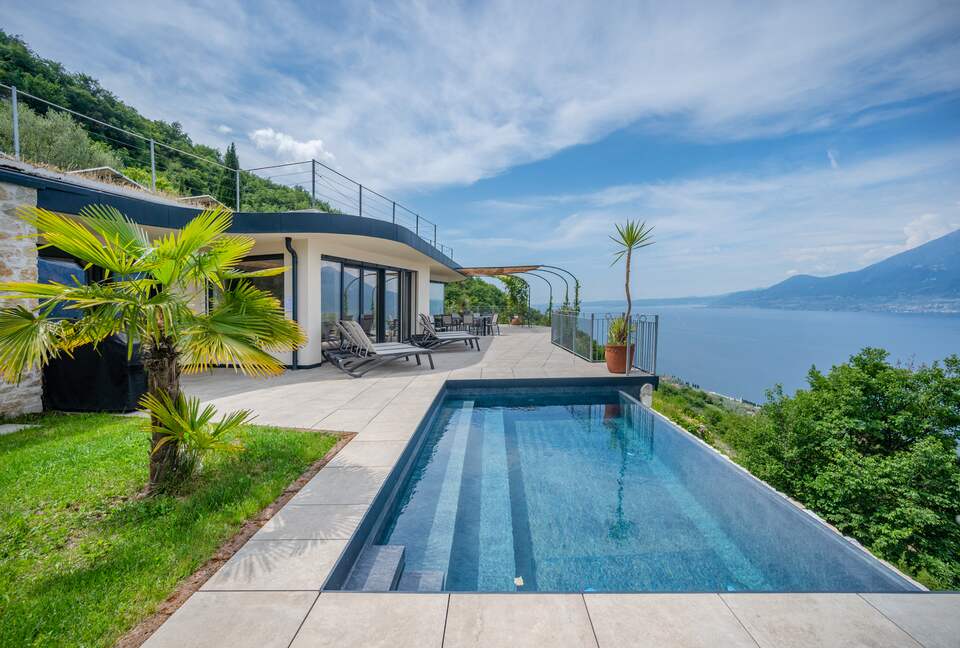 Lake Garda Terrace Villa - Brenzone sul Garda, Italy