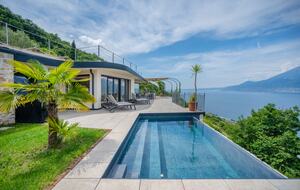 Ca' Stella on Lake Garda | between lake and sky - Brenzone sul Garda, Italy