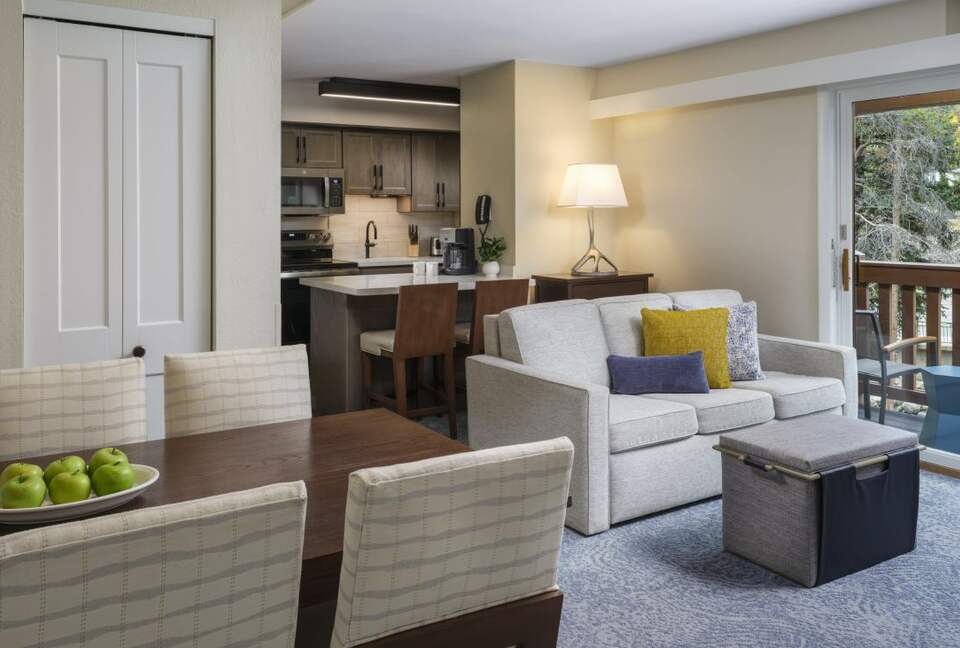 Evergreen at Streamside 2 Bedroom Sleeps 8 - Vail, Colorado