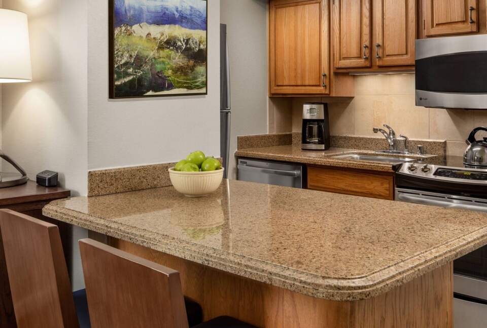 Evergreen at Streamside 2 Bedroom Sleeps 8 - Vail, Colorado