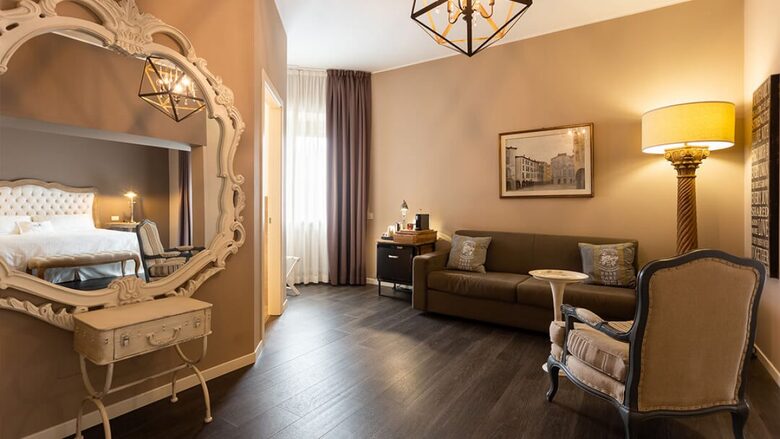 Suite Seneca - Azzano San Paolo, Bergamo, Italy
