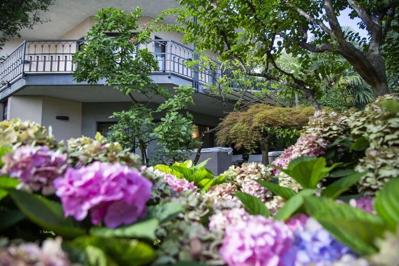 Suite Seneca - Azzano San Paolo, Bergamo, Italy