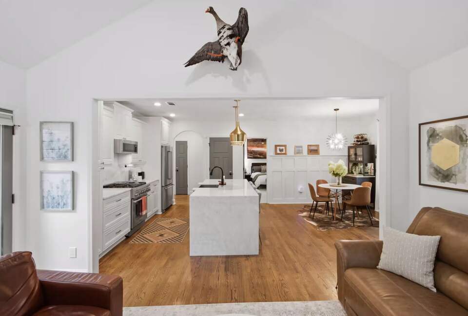 Stylish Intown Atlanta Retreat with Firepit near Piedmont Park - Atlanta, Georgia
