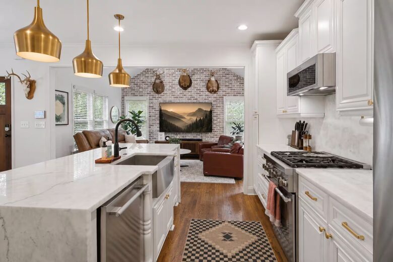 Stylish Intown Atlanta Retreat with Firepit near Piedmont Park - Atlanta, Georgia