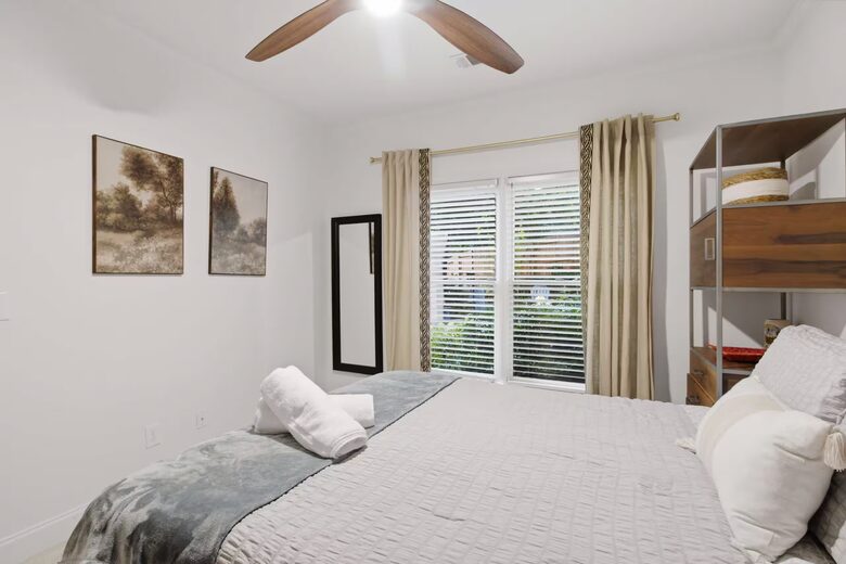 Stylish Intown Atlanta Retreat with Firepit near Piedmont Park - Atlanta, Georgia