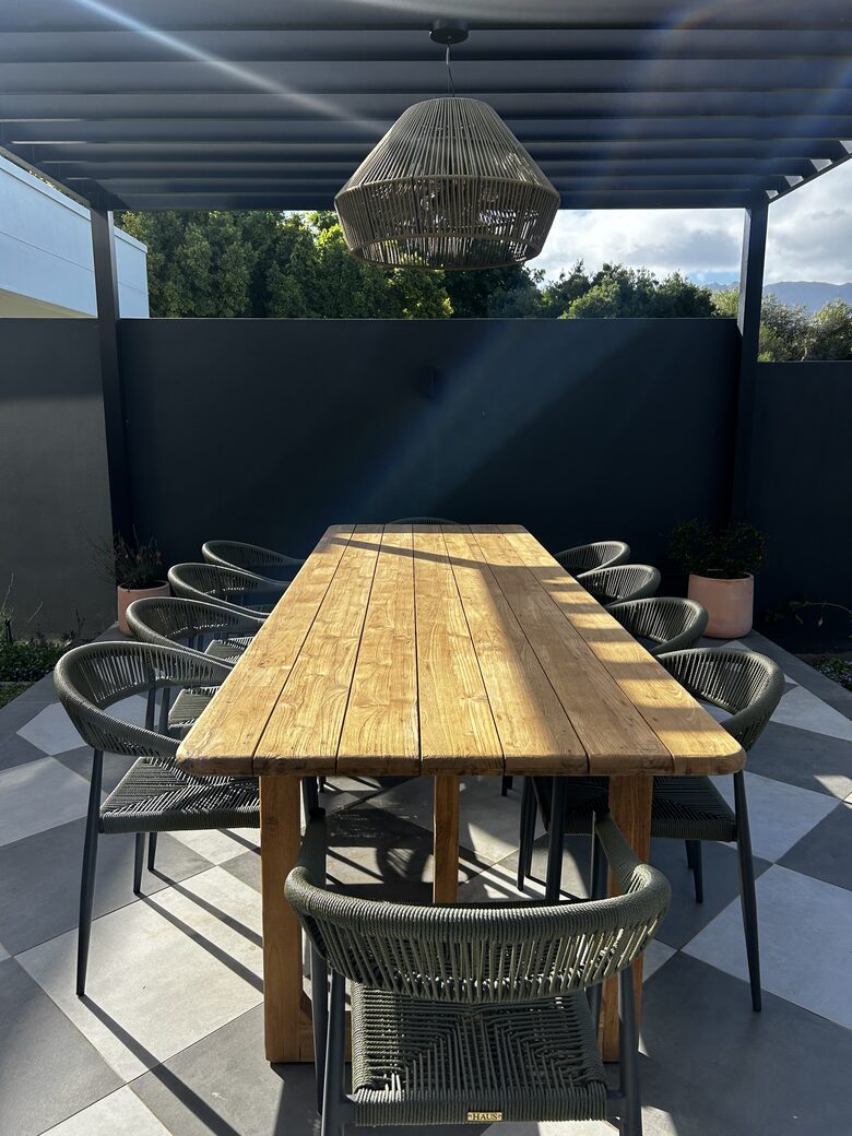 Contemporary Constantia Mountain Residence - Cape Town, South Africa