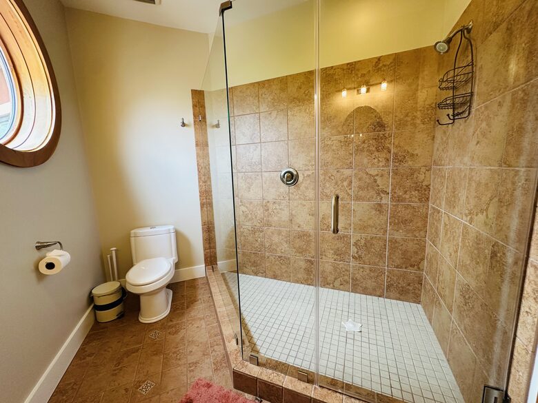 McLean Estate with Indoor Pool Near Washington DC - McLean, Virginia