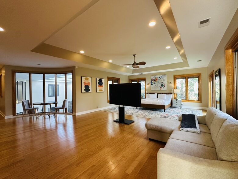 McLean Estate with Indoor Pool Near Washington DC - McLean, Virginia