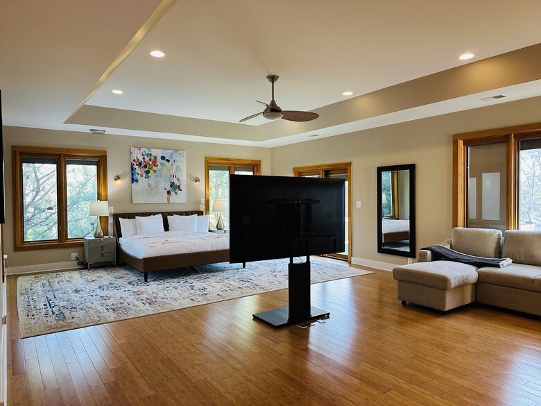 McLean Estate with Indoor Pool Near Washington DC - McLean, Virginia