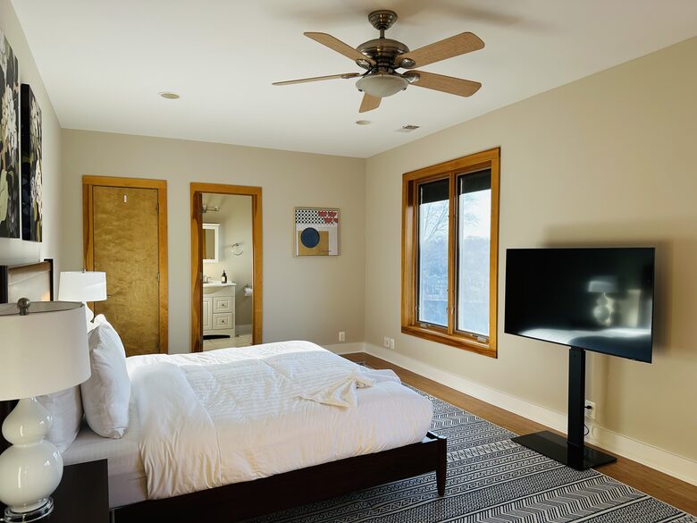 McLean Estate with Indoor Pool Near Washington DC - McLean, Virginia