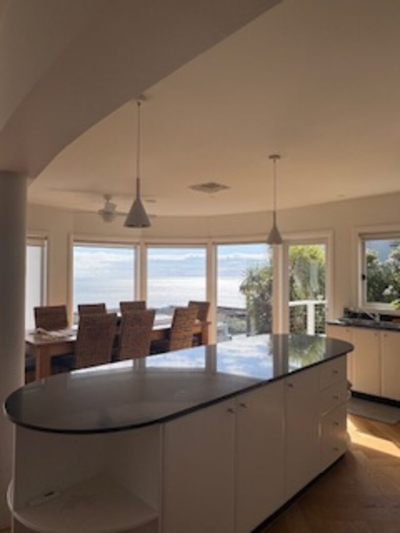 Mount Martha Home with Port Phillip Bay Sunsets - Melbourne, Australia